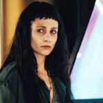 Omedelbar succé för nya SVT-serien som ”både underhåller och berör”